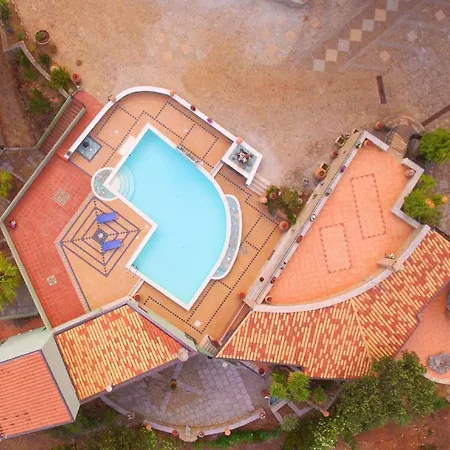 Casa vacanze Fuer 10 Personen In Cefalu, Sizilien Nordkueste Von Sizilien