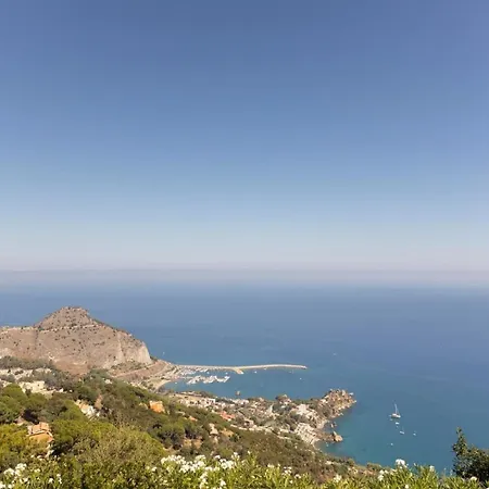 Fuer 10 Personen In Cefalu, Sizilien Nordkueste Von Sizilien Nyaraló Cefalù